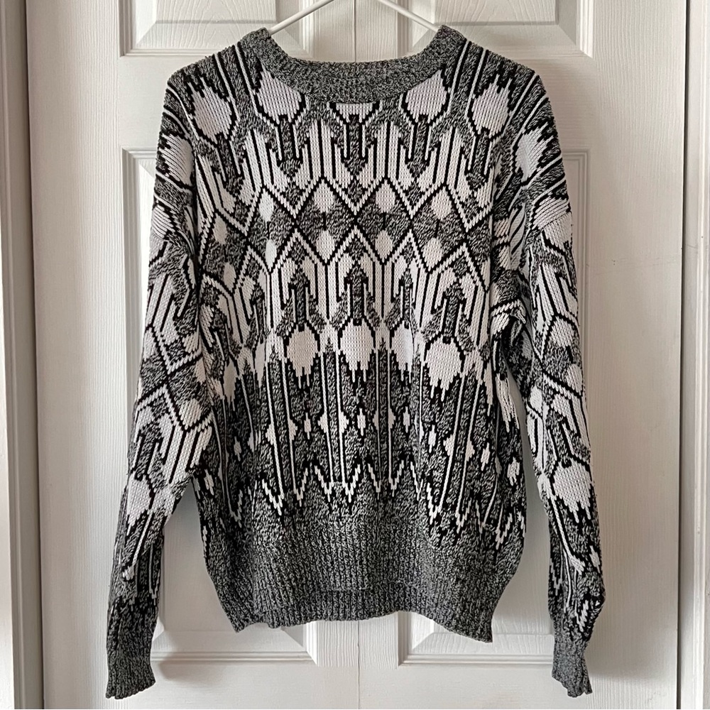 Expressions Vintage Abstract Pattern Sweater - image 1